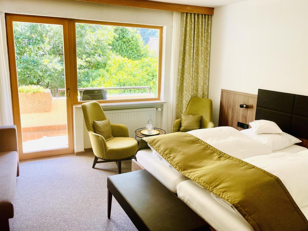 Hotel Weingut Dehren Ellenz-Poltersdorf Eksteriør billede