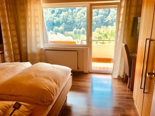 Hotel Weingut Dehren Ellenz-Poltersdorf Eksteriør billede